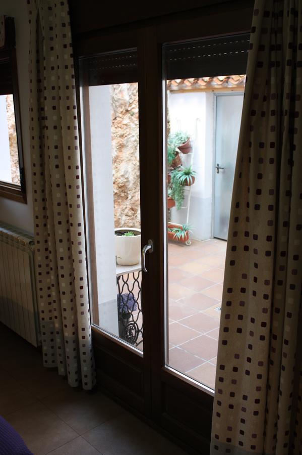 Hostal La Ribera Del Jucar Cuenca  Ngoại thất bức ảnh